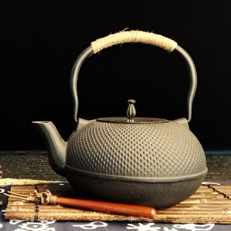 Cast Iron Tea Kettle with Hemp Rope Handle