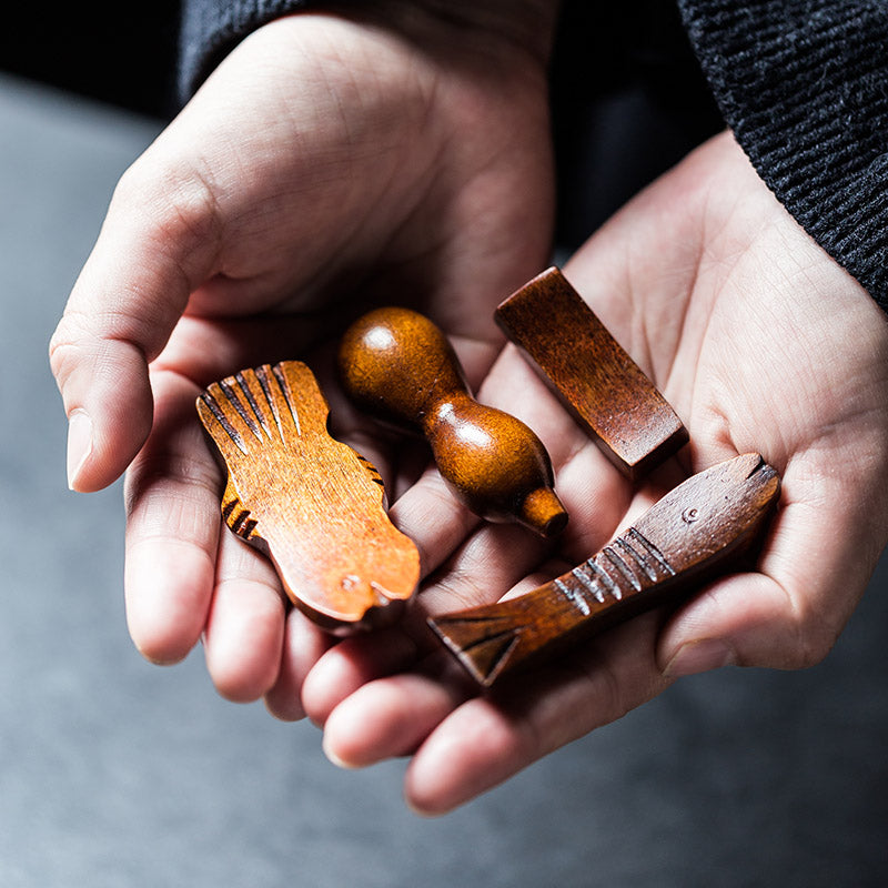 Japanese Style Wooden Chopsticks & Spoon Rest Holder